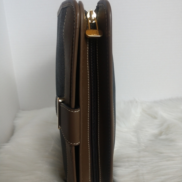 Dunhill Toiletry Bag - Picture 9 of 9